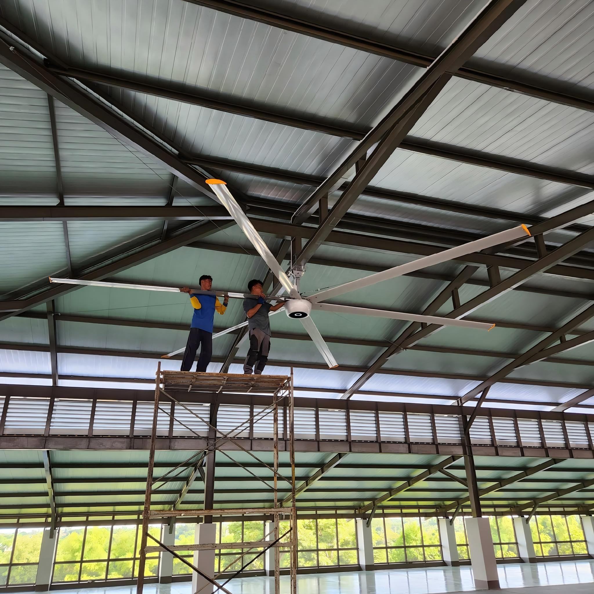 Ventilateur HVLS de chantier – Grand diamètre, brassage basse vitesse